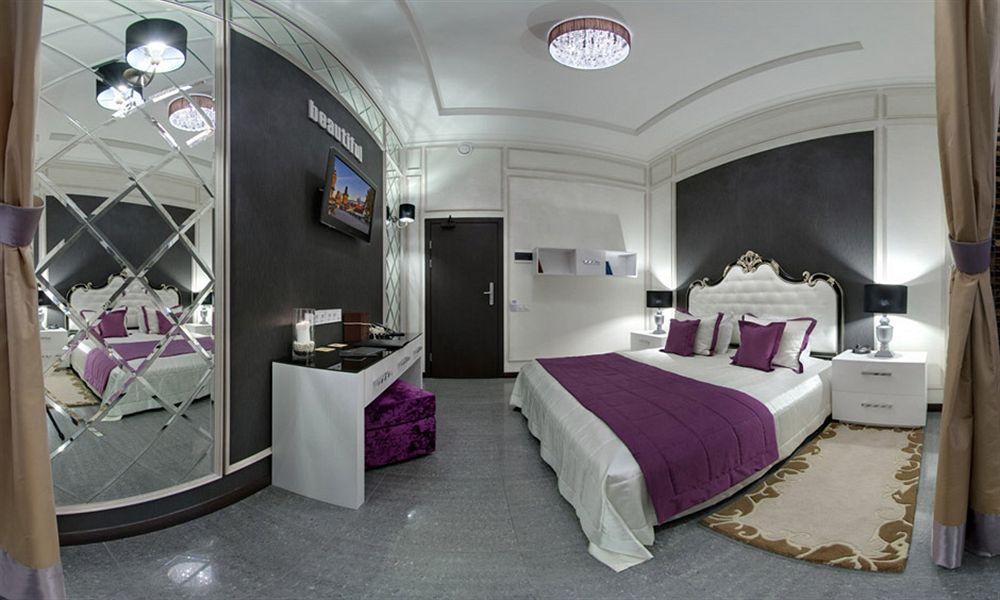Mirax Boutique Hotel Kharkiv Bagian luar foto
