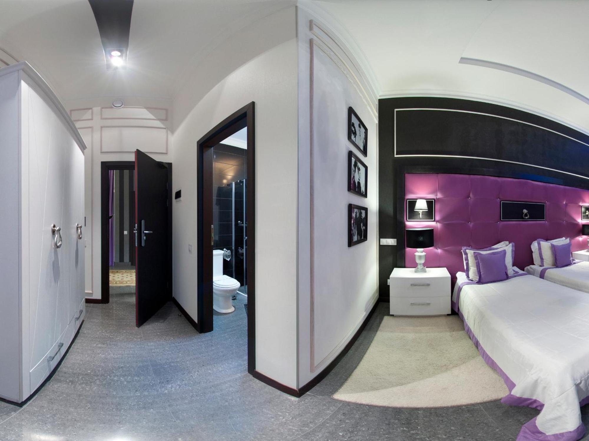 Mirax Boutique Hotel Kharkiv Bagian luar foto