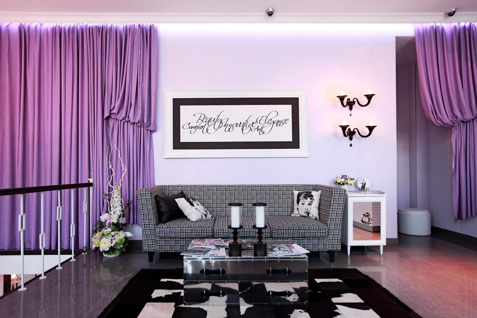 Mirax Boutique Hotel Kharkiv Bagian luar foto